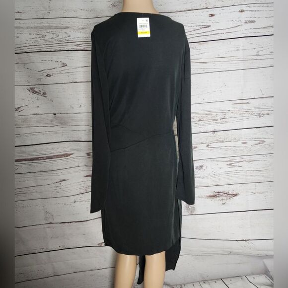 Bar III Asymmetrical Long Sleeve Dress Medium NWT - Picture 4 of 4